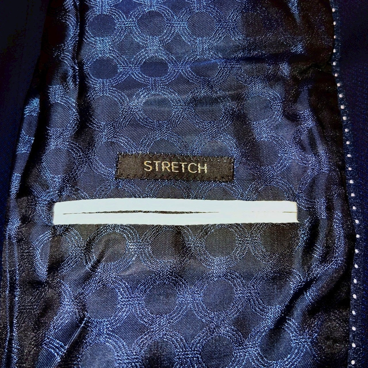 80万 一日限定出品 CORNELIANI ITALY 3Pスーツ ダイヤ織り 青 56