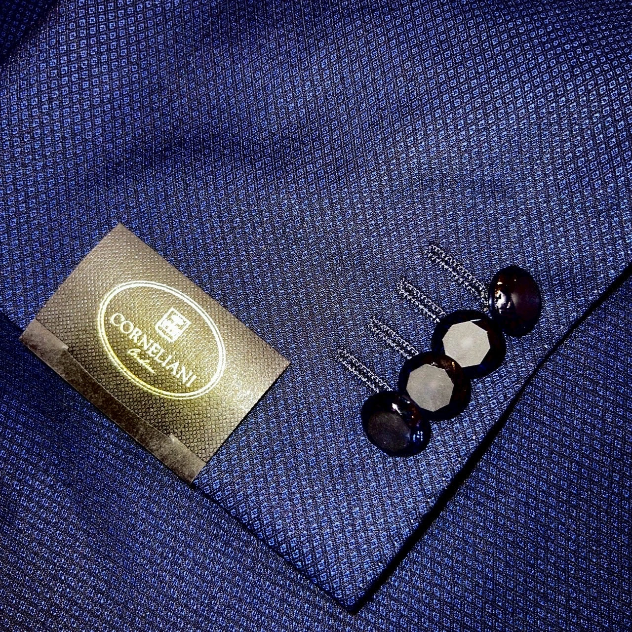 80万 一日限定出品 CORNELIANI ITALY 3Pスーツ ダイヤ織り 青 56