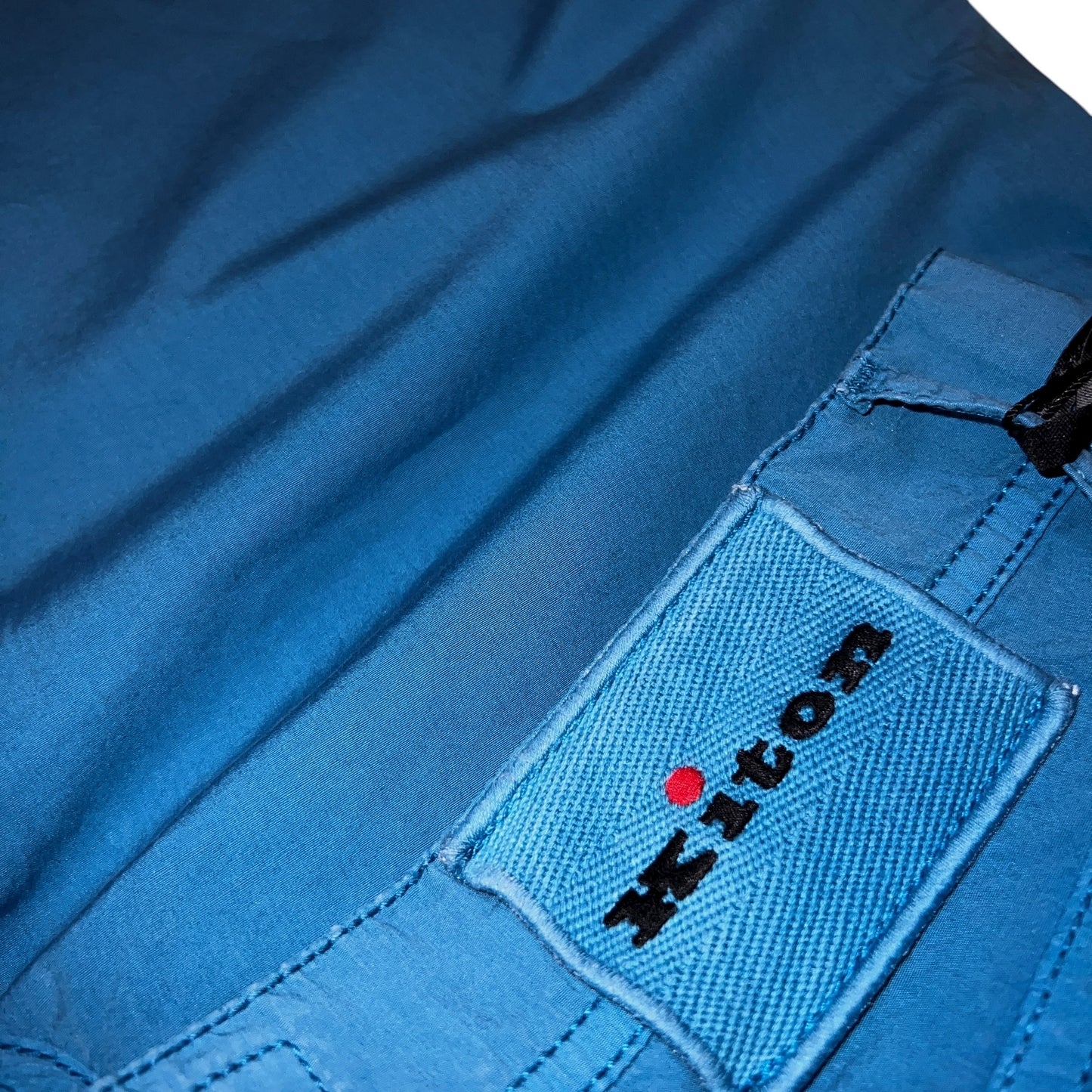 19万 新品 Kiton 総手縫い ブルーペトロレウム 5ポケット パンツ 32