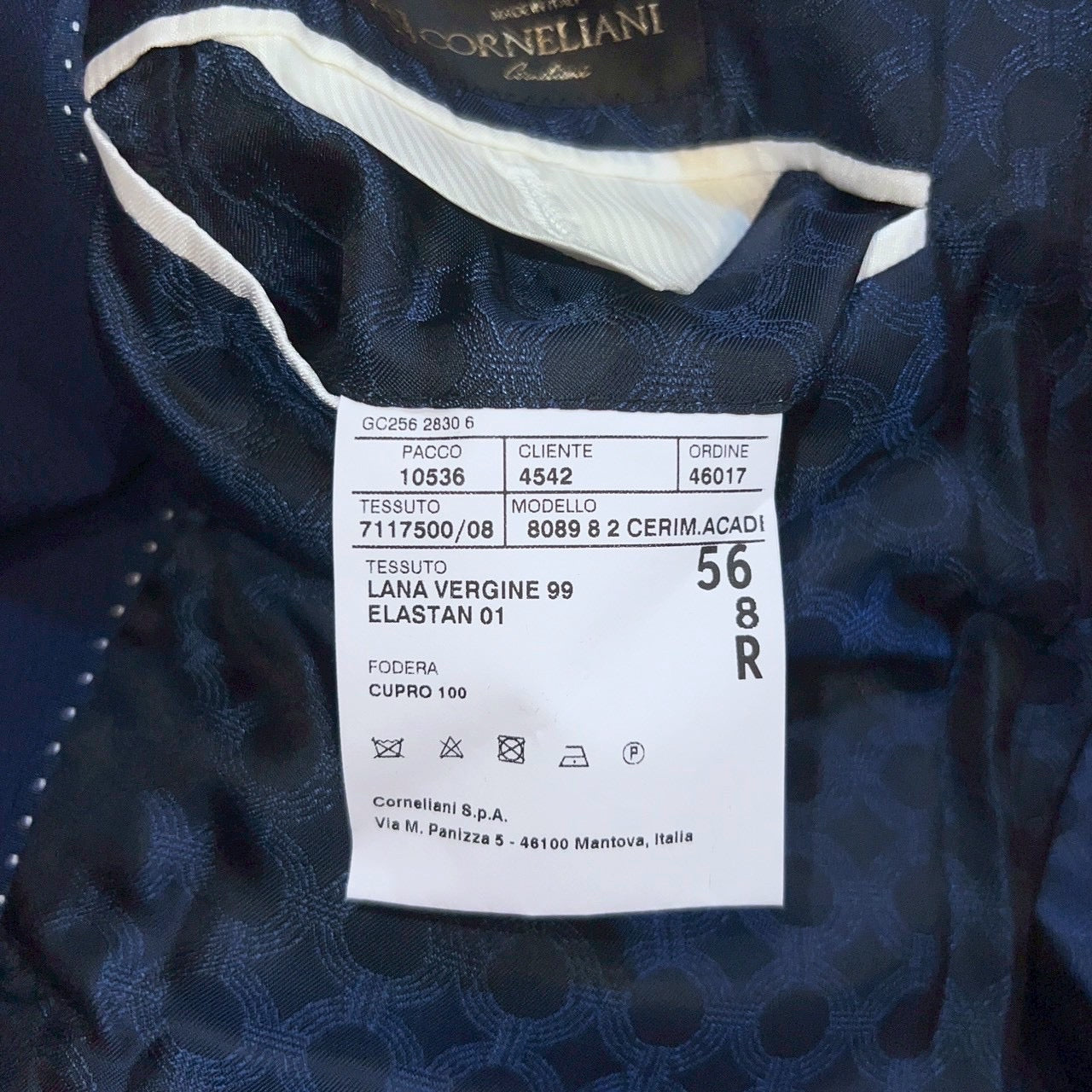 80万 一日限定出品 CORNELIANI ITALY 3Pスーツ ダイヤ織り 青 56