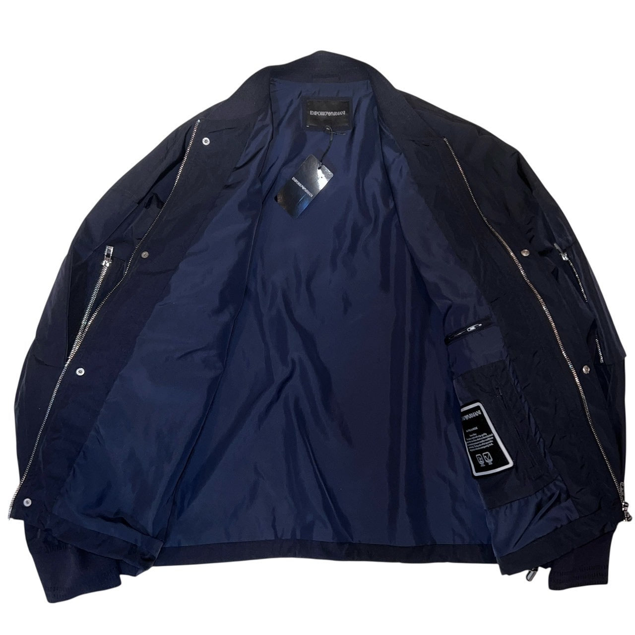 19万 3日限定【EMPORIO ARMANI】全天候型 ロゴ ブルゾン 濃紺