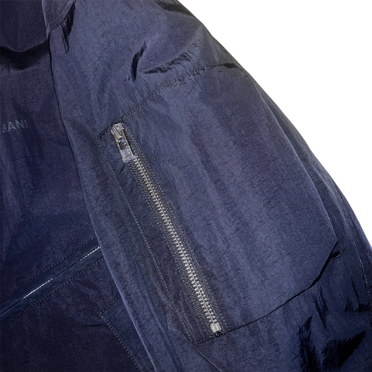19万 3日限定【EMPORIO ARMANI】全天候型 ロゴ ブルゾン 濃紺